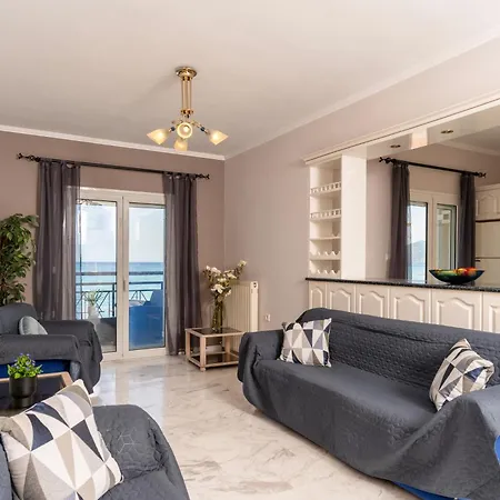 George Beachfront Apartments Lithakia  Room photo