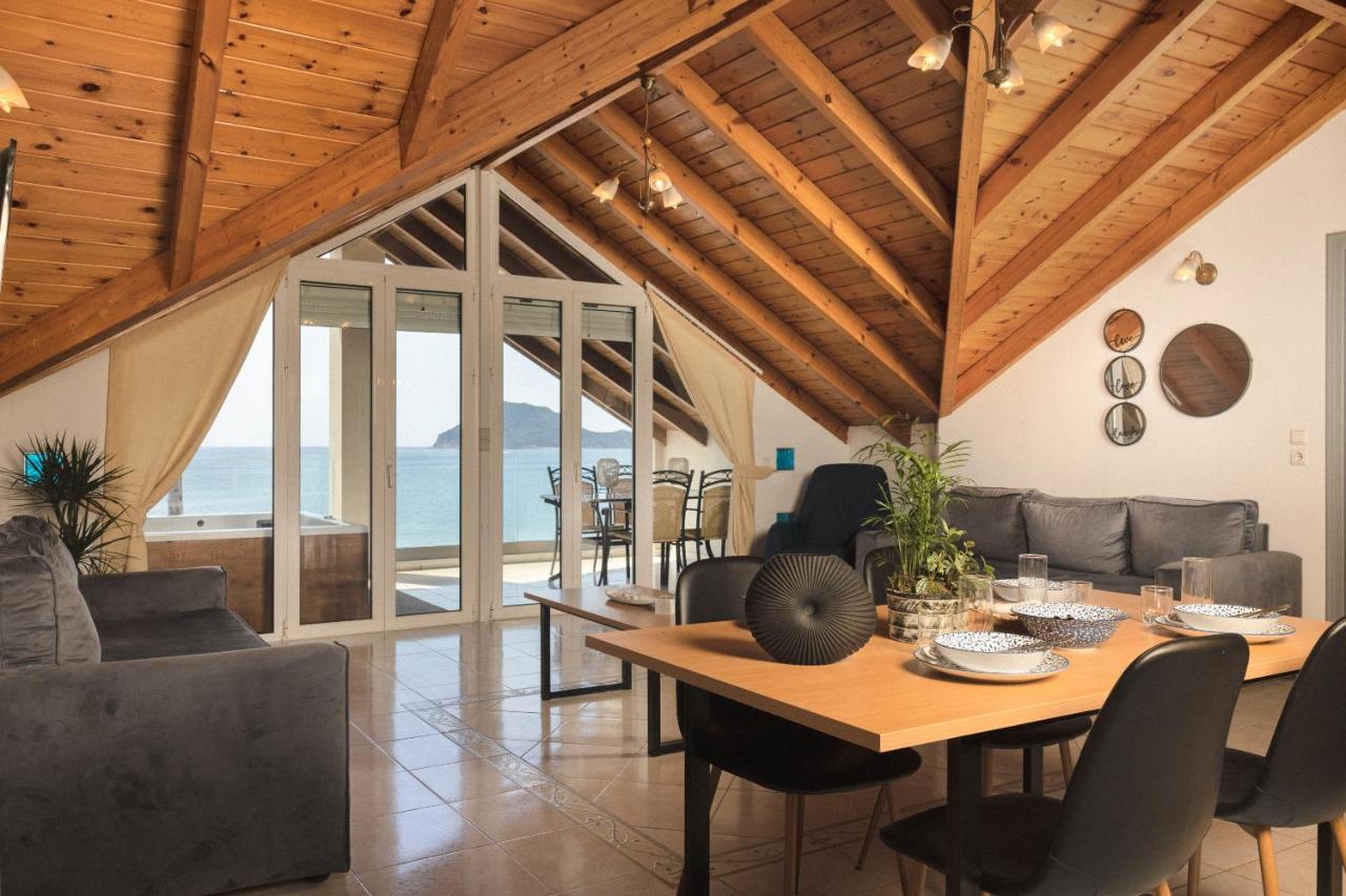 George Beachfront Lithakia (Zakynthos)