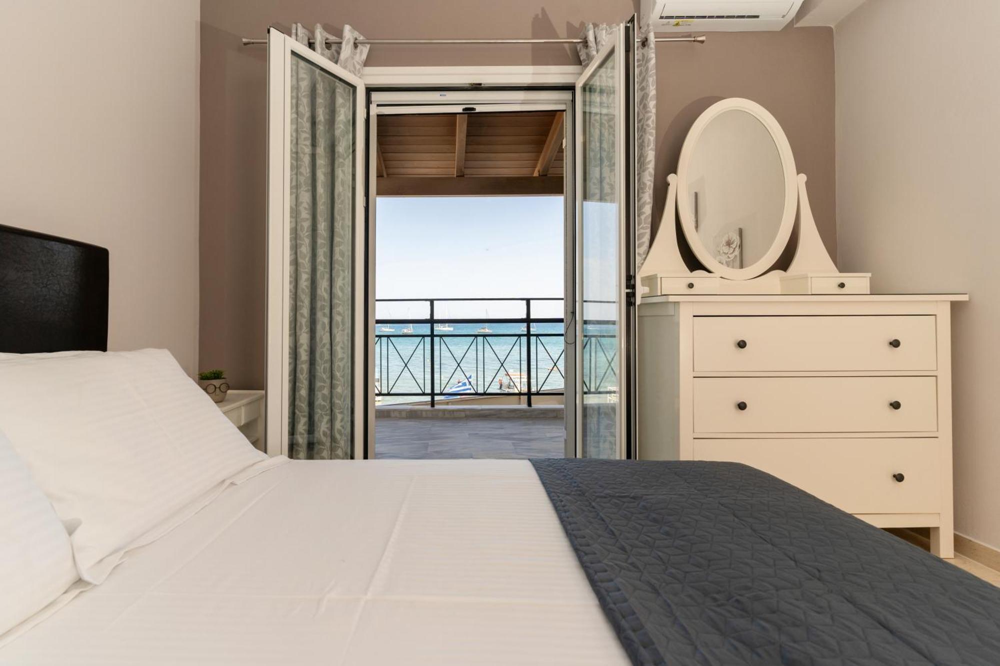 Apartment George Beachfront