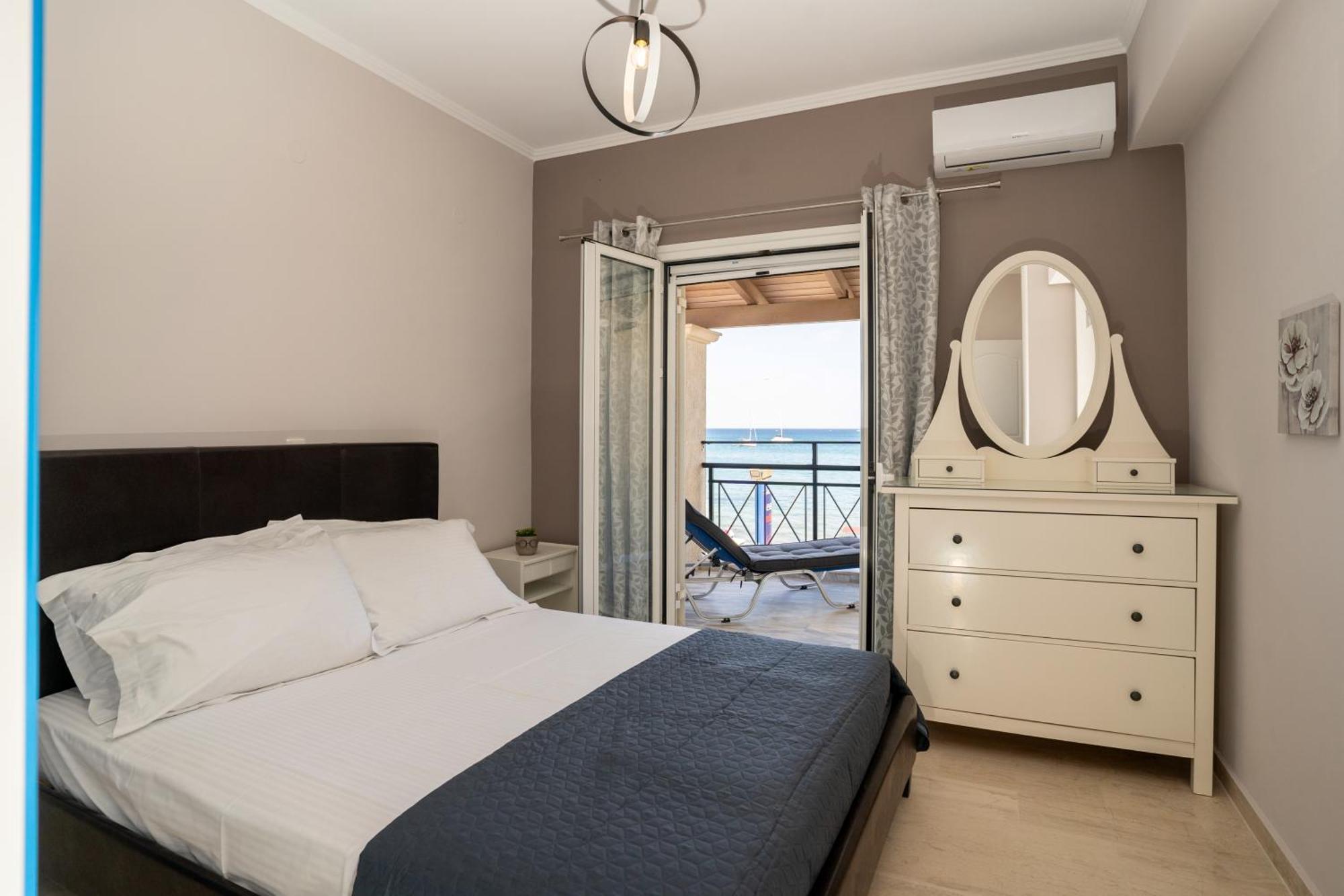 George Beachfront